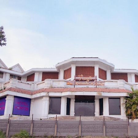 Hotel Fort28 Nagpur Exterior foto